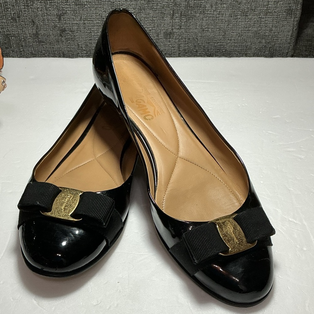 Salvatore Ferragamo Varina Ballet Flat SZ 8 $850 MSRP